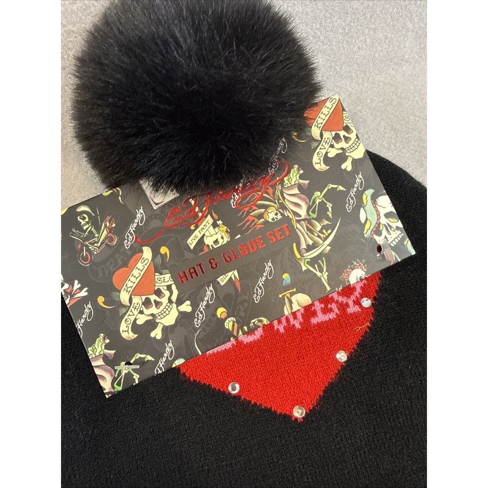 Ed Hardy Hat Set - Picture 4 of 4